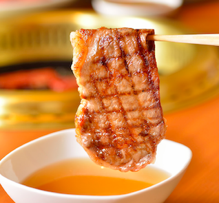 お出汁で食べる「京都焼肉スタイル」
